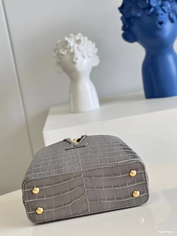 LOUIS MINI CAPUCINES VUITTON 0707